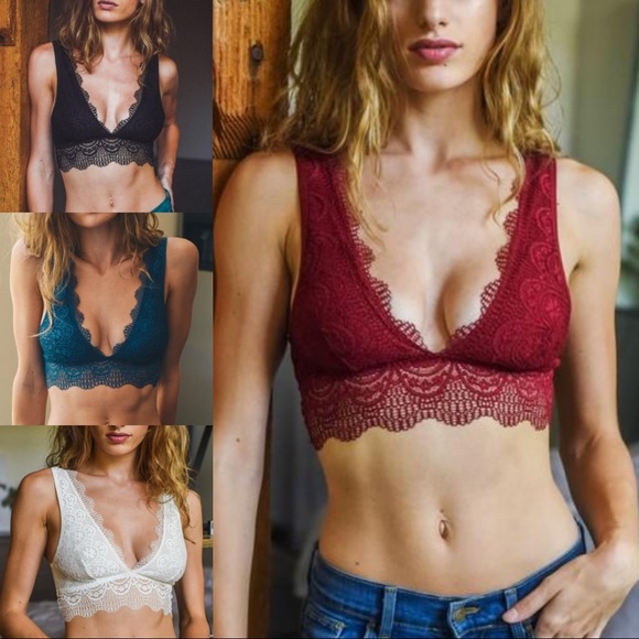 WHITE Scalloped Lace Bralette - Picture 3 of 3